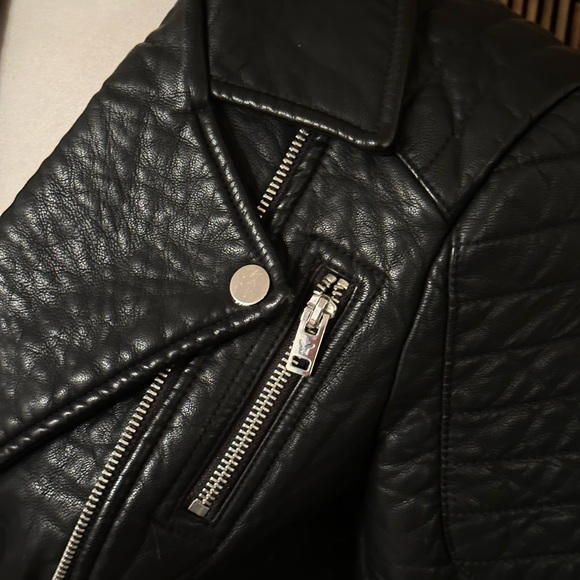 Black pleather Moto jacket in size M - Picture 3 of 8